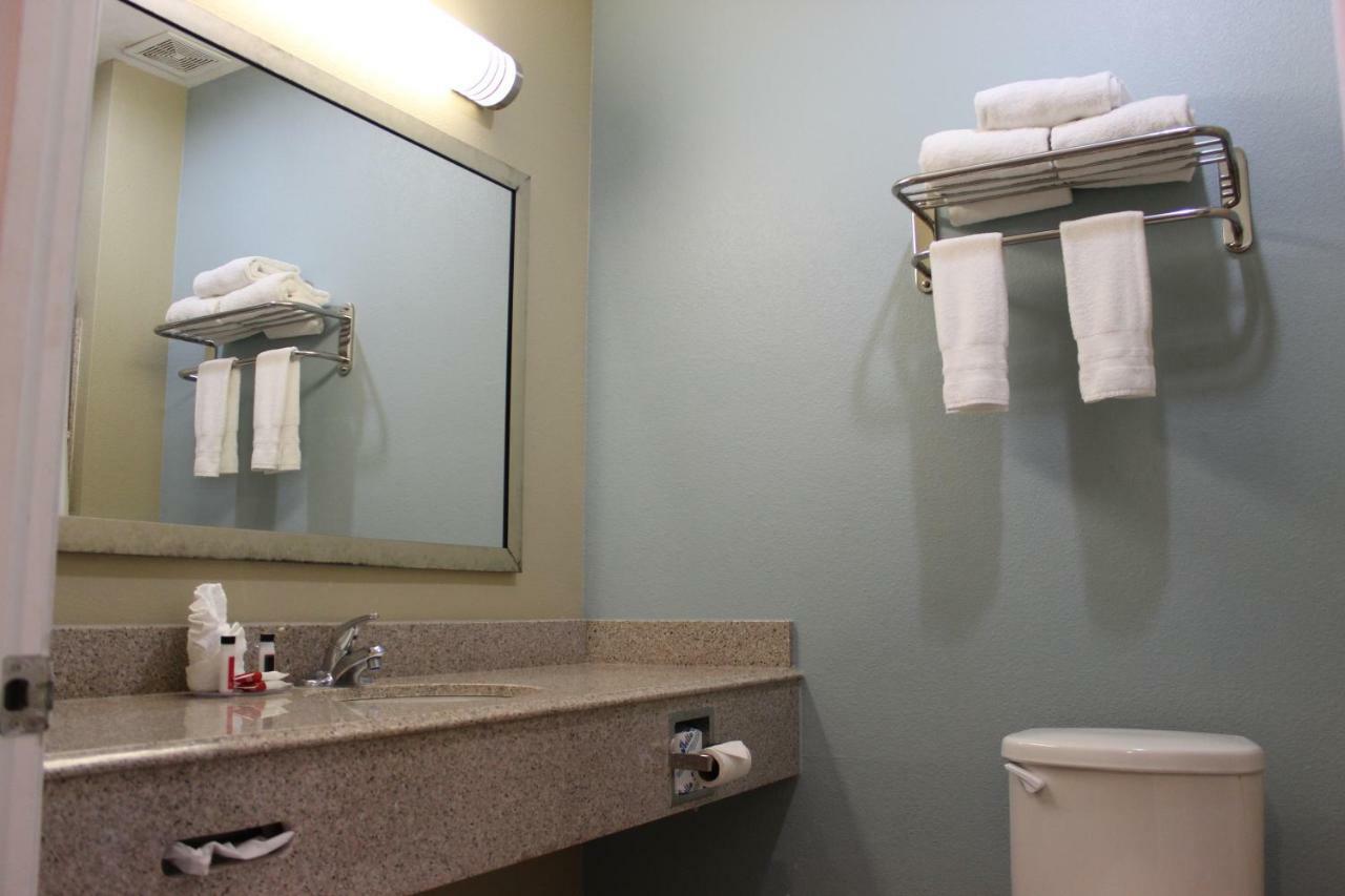 Horizon Inn & Suites Pearsall Eksteriør bilde