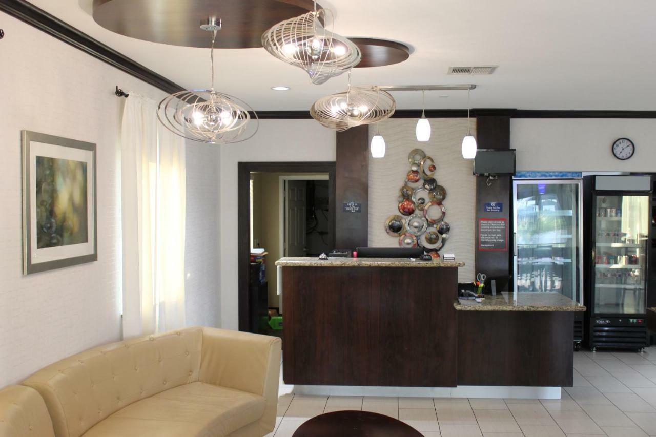 Horizon Inn & Suites Pearsall Eksteriør bilde